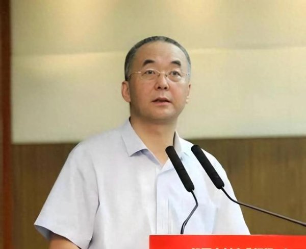 低息配资股票 一省级农商行第三任董事长被查, 掌舵7年、已卸任两年多
